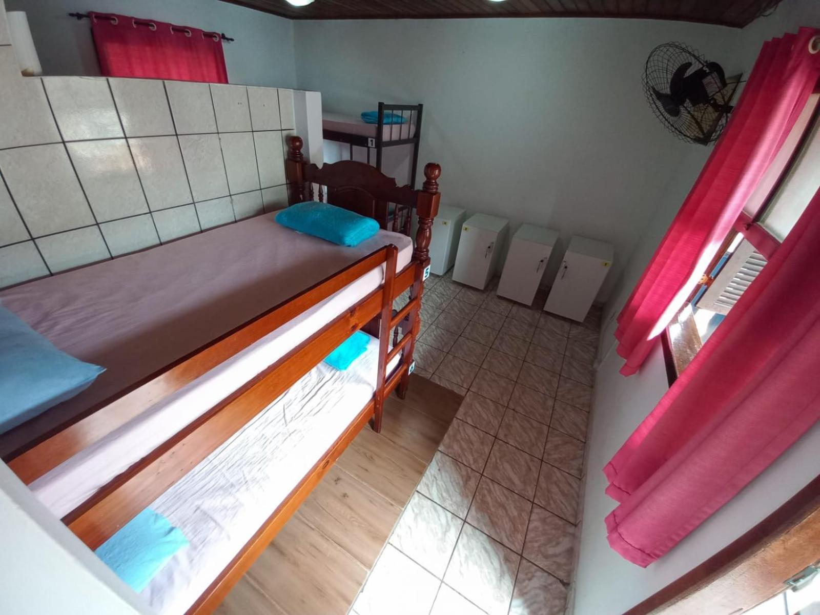 Hostel E Pousada Blue Lagoon Vila do Abraao Room photo
